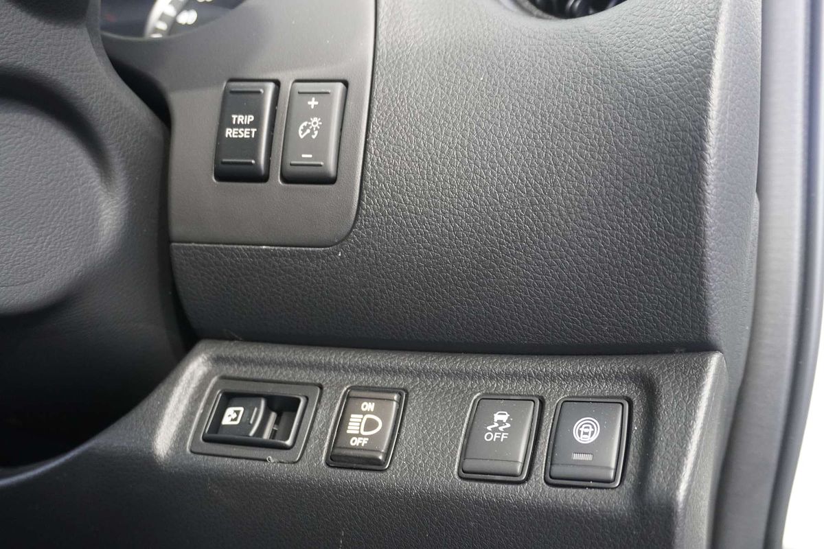 2024 Nissan Navara PRO-4X Warrior D23 4X4