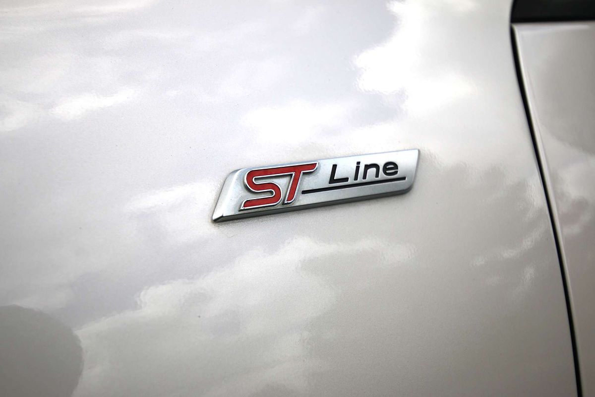 2022 Ford Escape ST-Line ZH