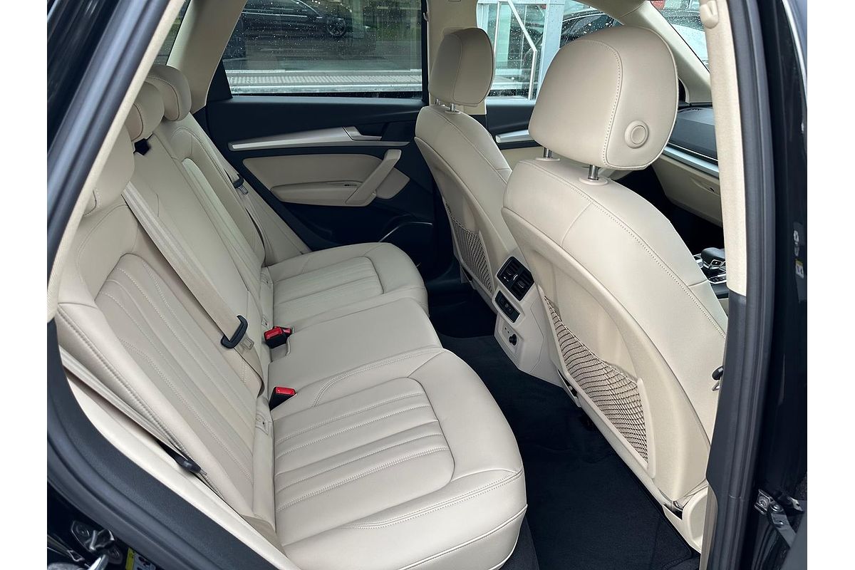 2024 Audi Q5 35 TDI FY