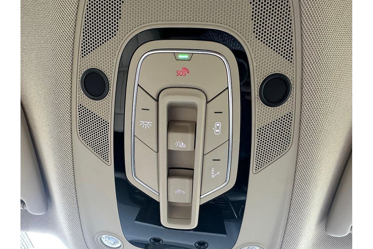 2024 Audi Q5 35 TDI FY