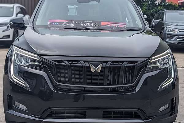 2024 Mahindra XUV700 AX7L Black Edition