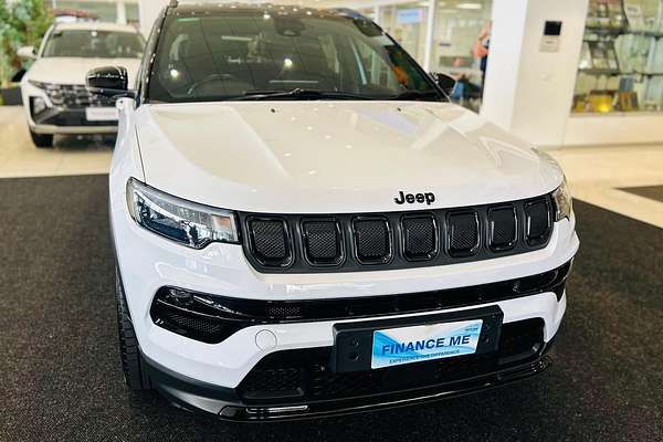 2023 Jeep Compass Night Eagle M6