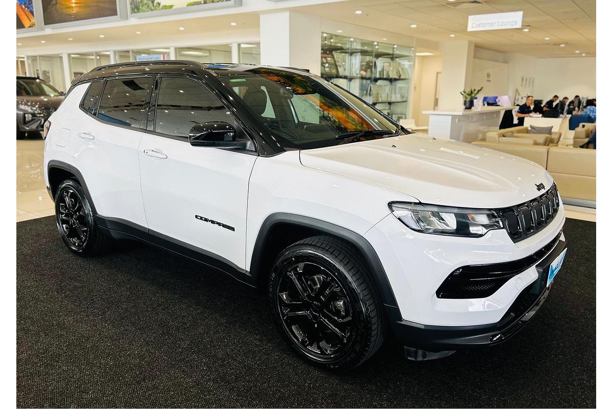 2023 Jeep Compass Night Eagle M6