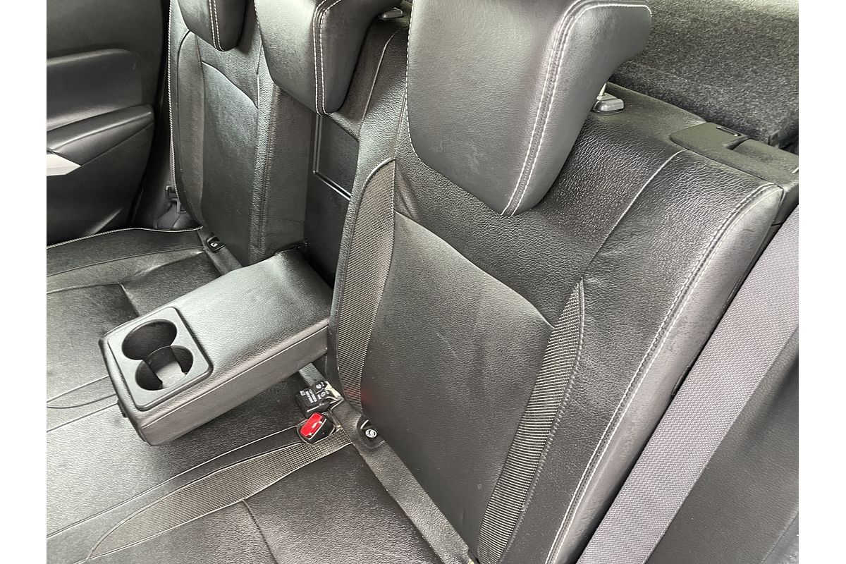 2014 Suzuki S-Cross GLX Prestige JY