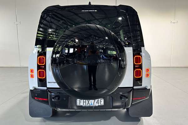 2024 Land Rover Defender 110 P400e X-Dynamic SE L663