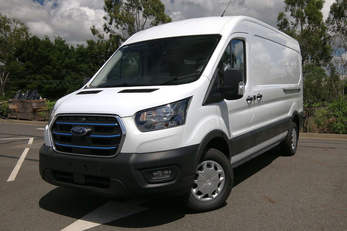 2023 Ford E-Transit 420L VO
