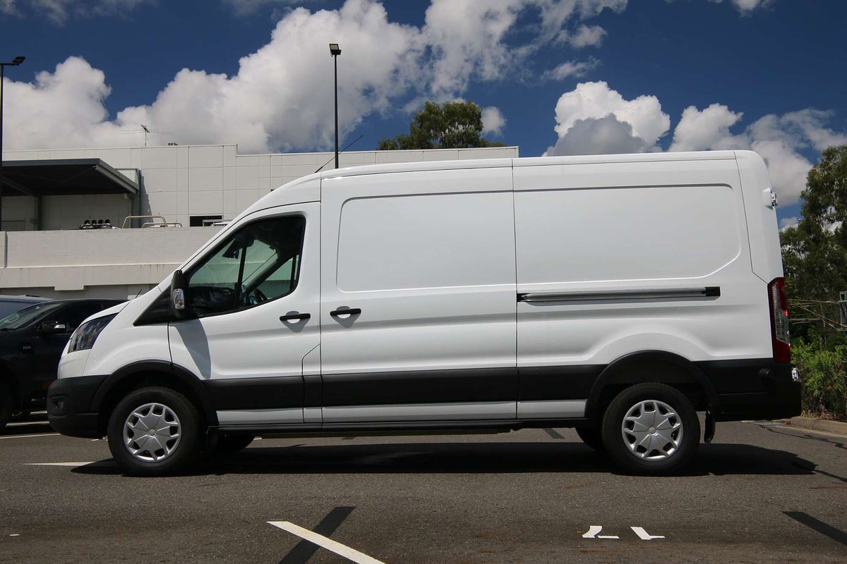 2023 Ford E-Transit 420L VO