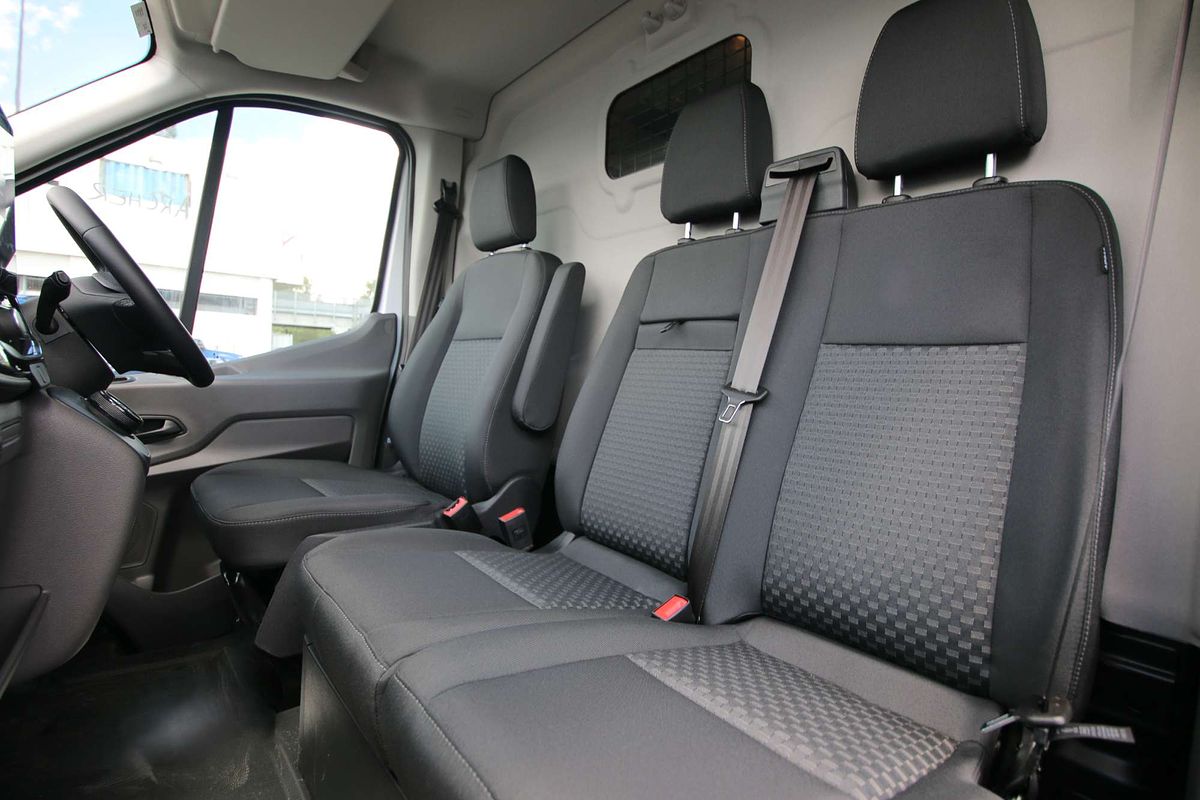 2023 Ford E-Transit 420L VO
