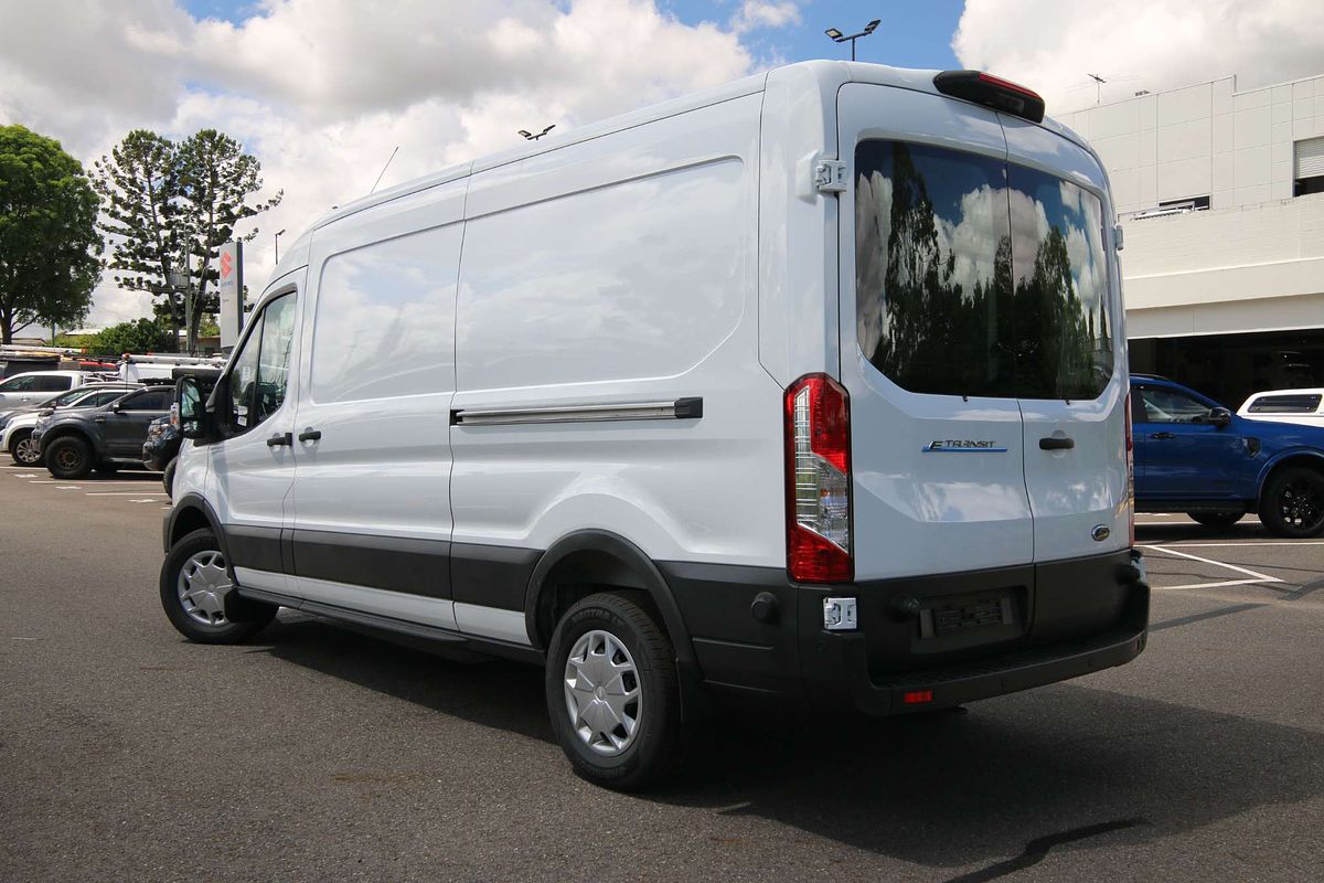 2023 Ford E-Transit 420L VO