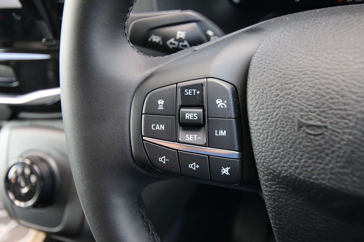 2023 Ford E-Transit 420L VO
