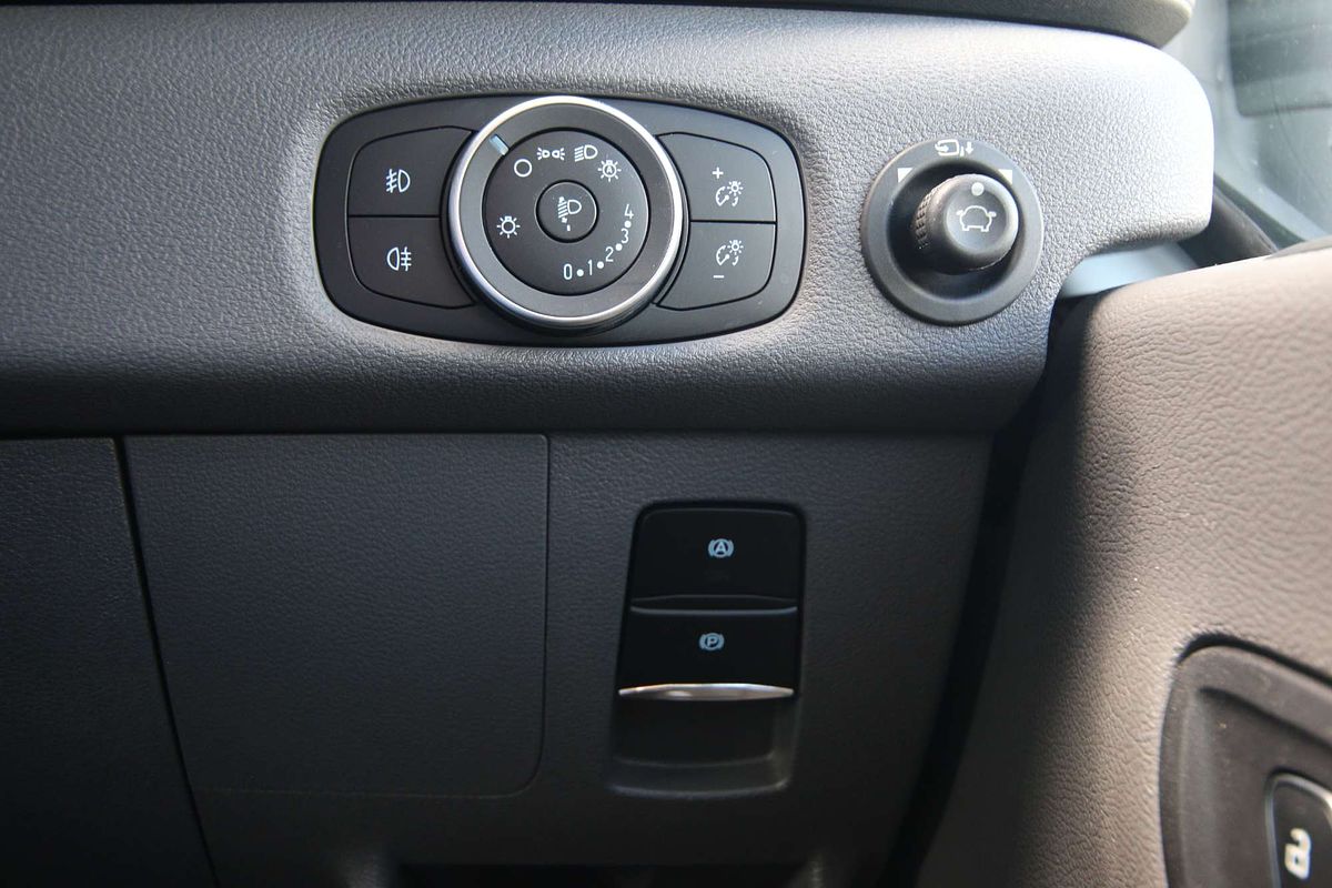 2023 Ford E-Transit 420L VO