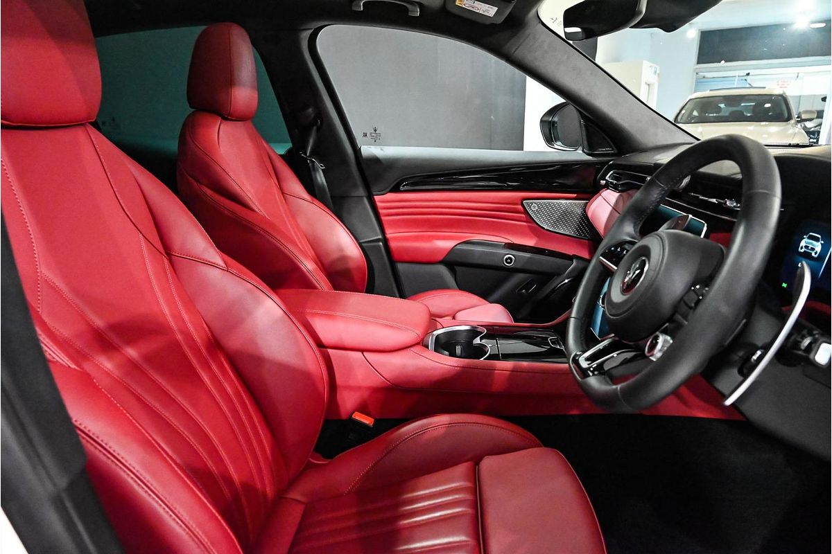 2023 Maserati Grecale Modena M182