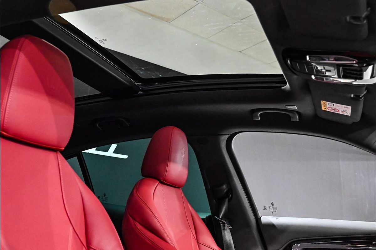 2023 Maserati Grecale Modena M182