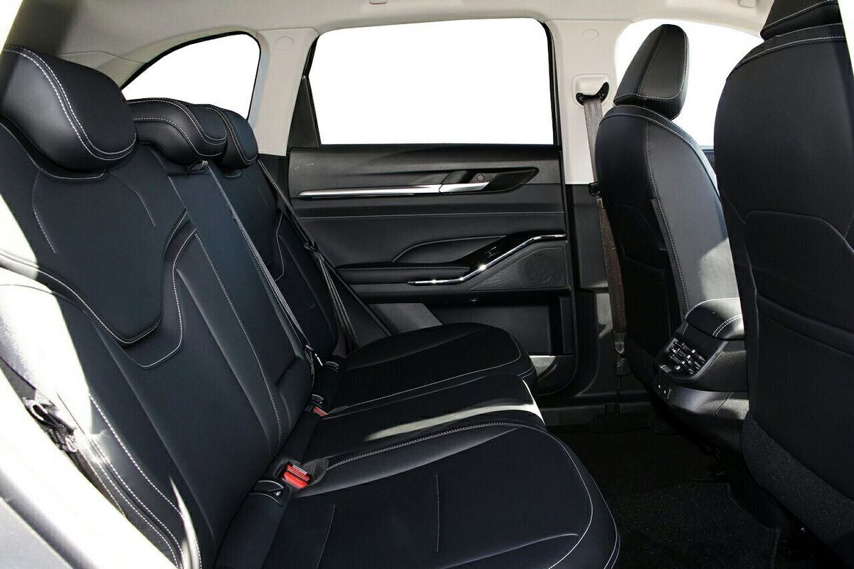 2024 GWM Haval H6 Lux Hybrid B01