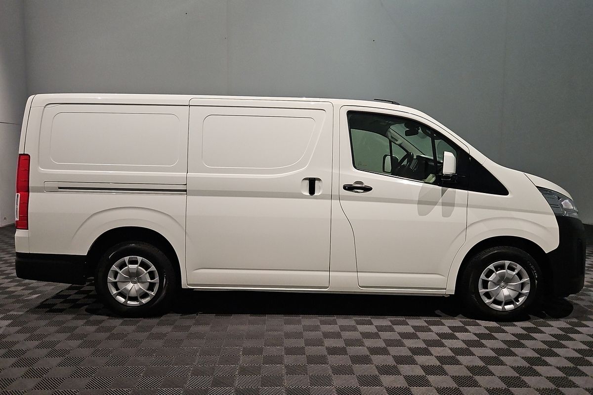 2021 Toyota Hiace GDH300R LWB