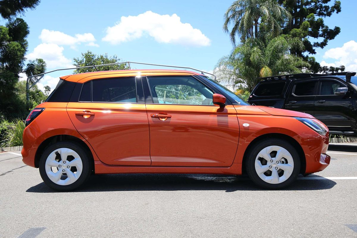 2024 Suzuki Swift Hybrid Plus UZ