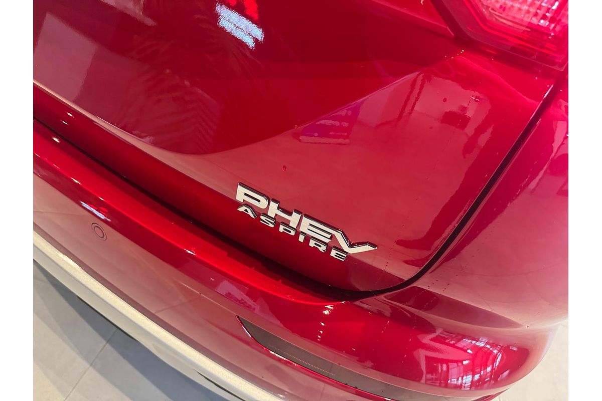 2025 Mitsubishi Outlander PHEV Aspire ZM