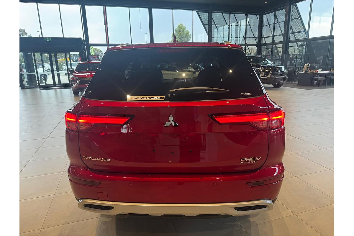 2025 Mitsubishi Outlander PHEV Aspire ZM