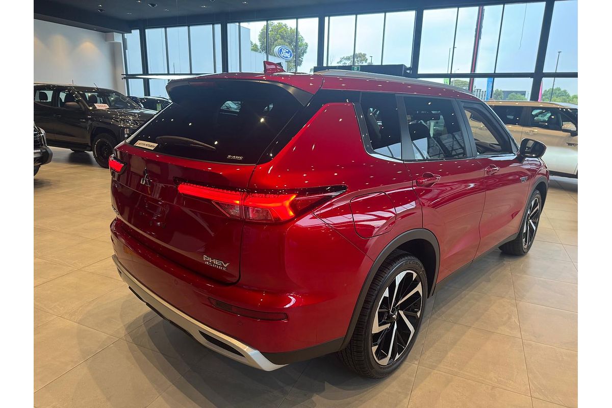 2025 Mitsubishi Outlander PHEV Aspire ZM