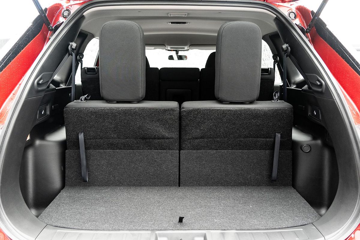 2024 Mitsubishi Outlander ES ZM