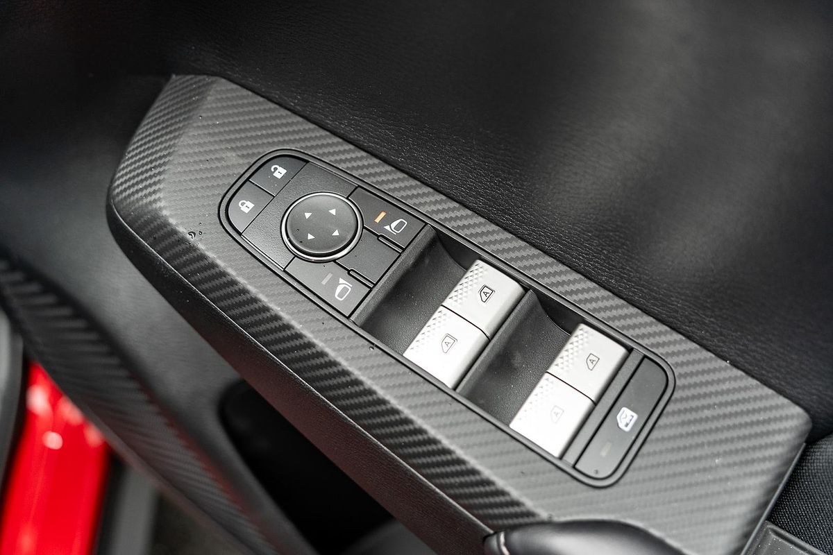 2024 Mitsubishi Outlander ES ZM