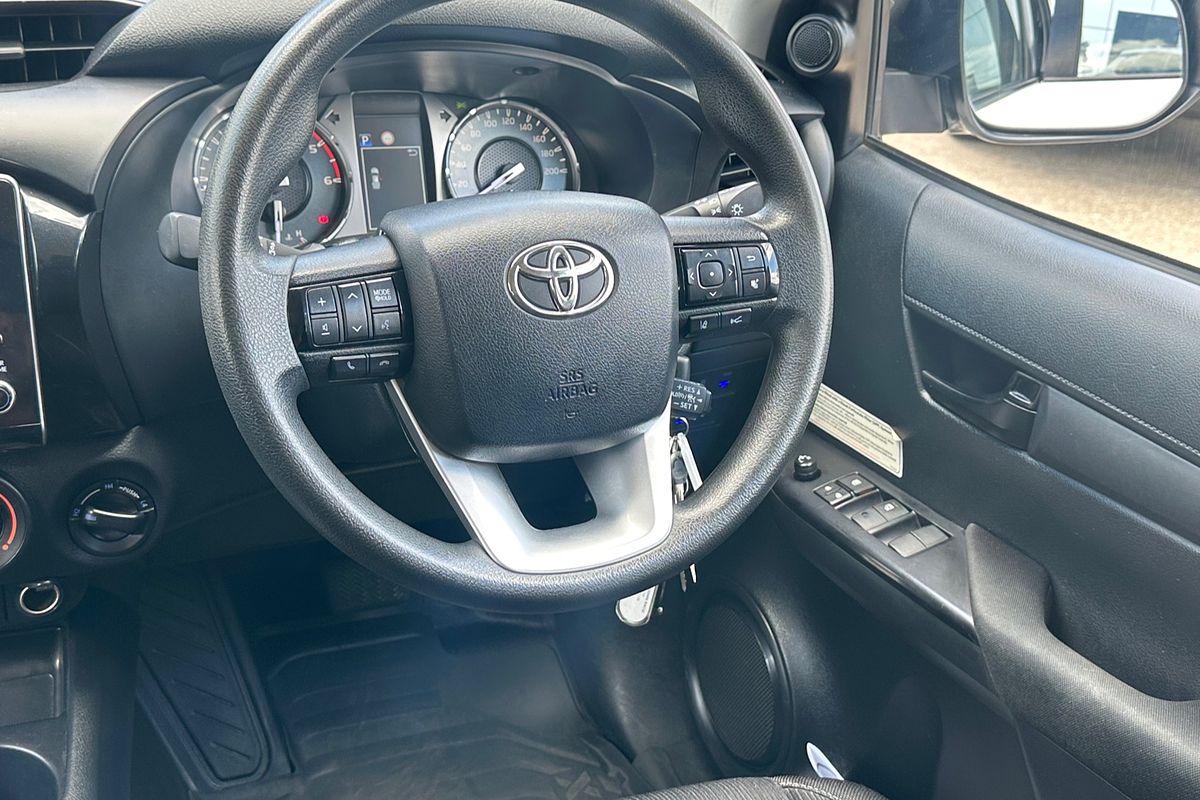 2021 Toyota Hilux SR GUN126R