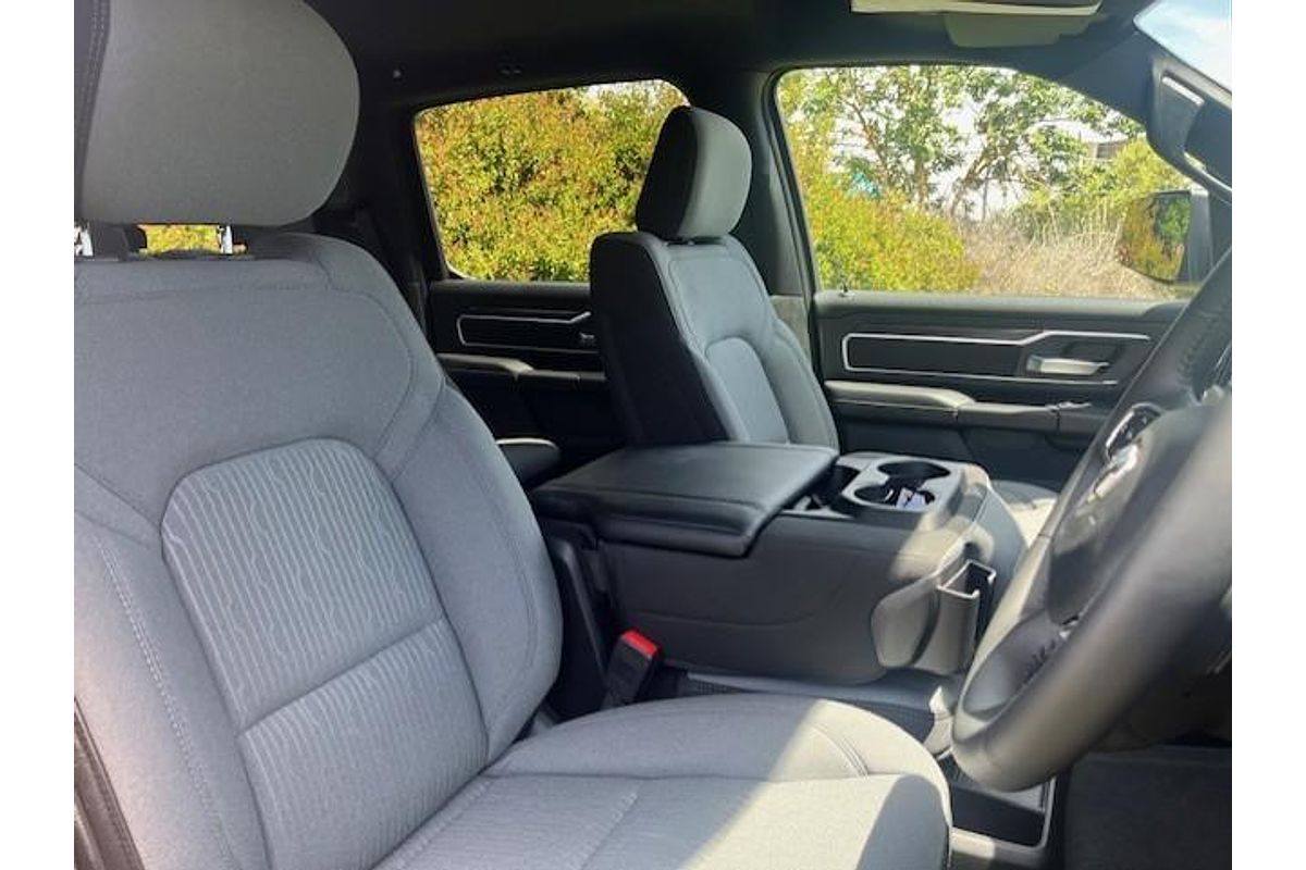 2024 RAM 1500 Big Horn DT 4X4 LWB