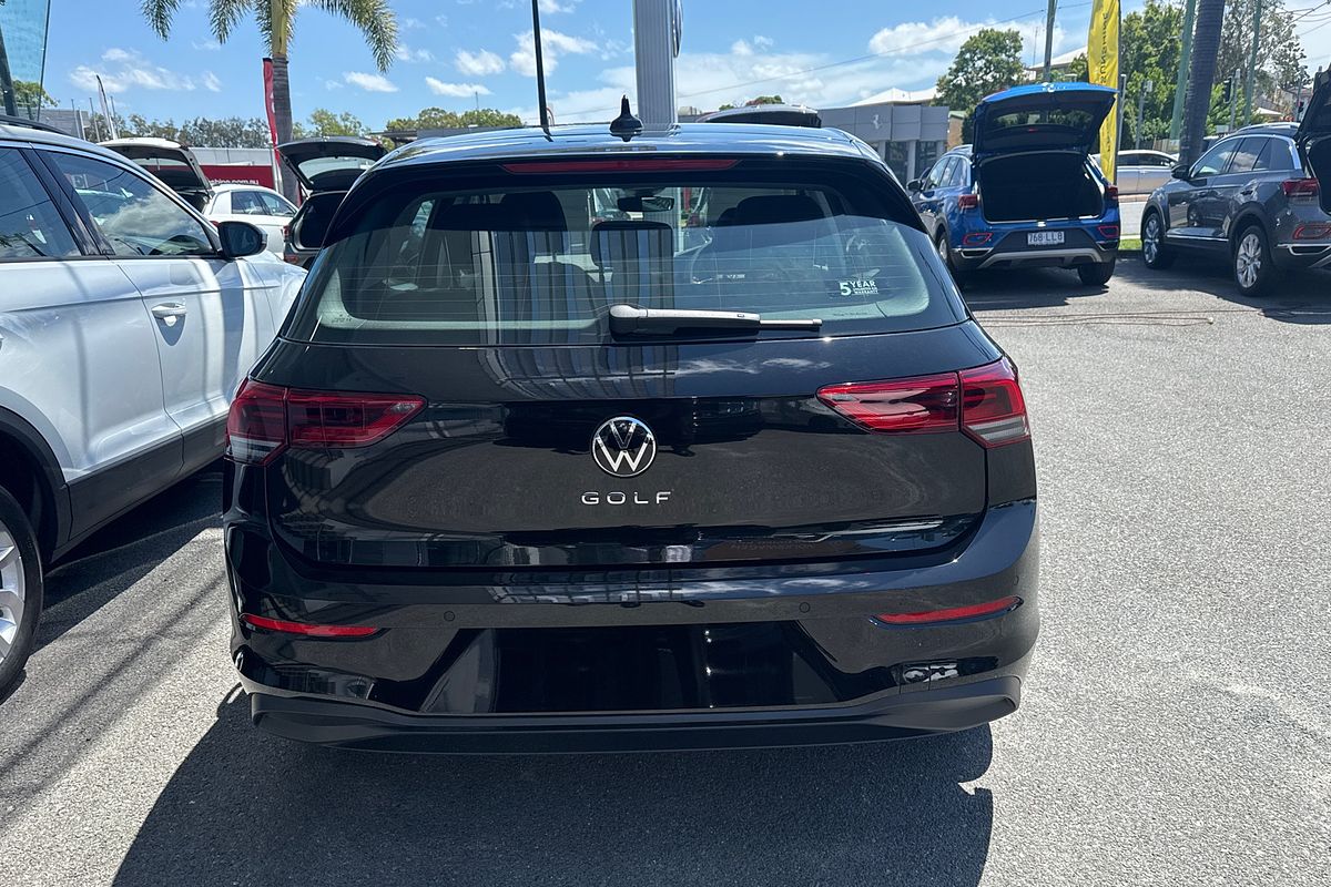 2024 Volkswagen Golf 110TSI Life 8