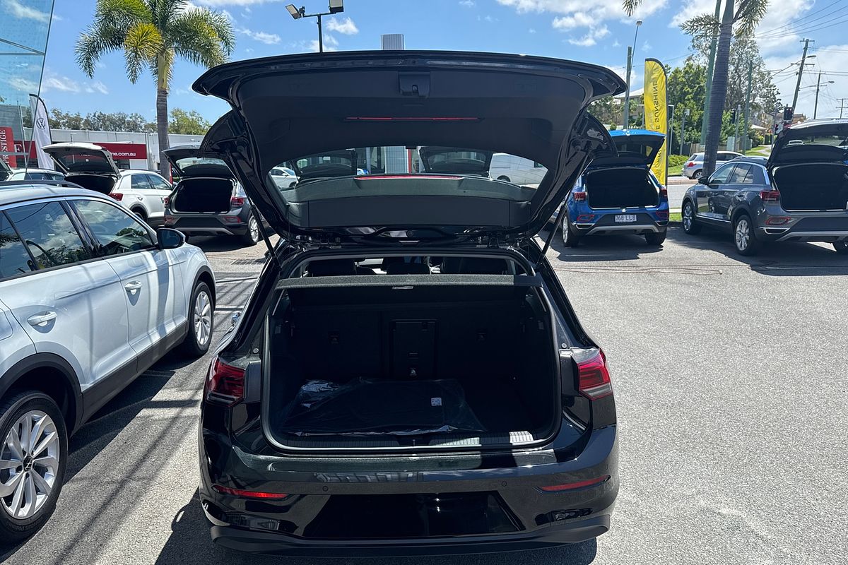 2024 Volkswagen Golf 110TSI Life 8