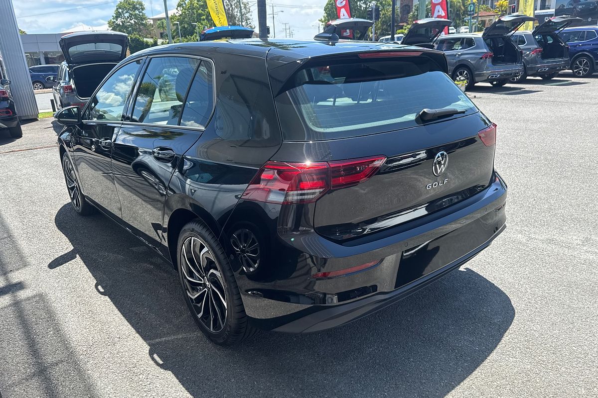 2024 Volkswagen Golf 110TSI Life 8
