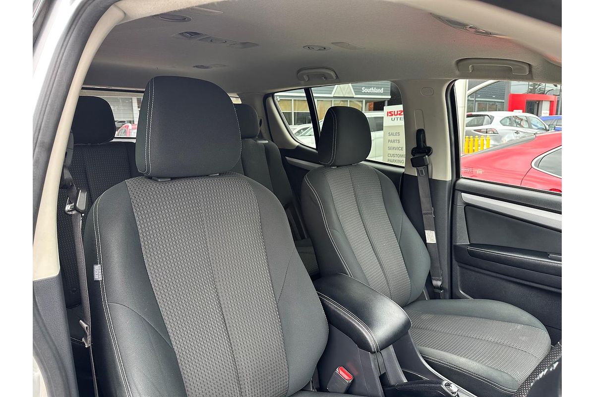 2017 Isuzu MU-X LS-U