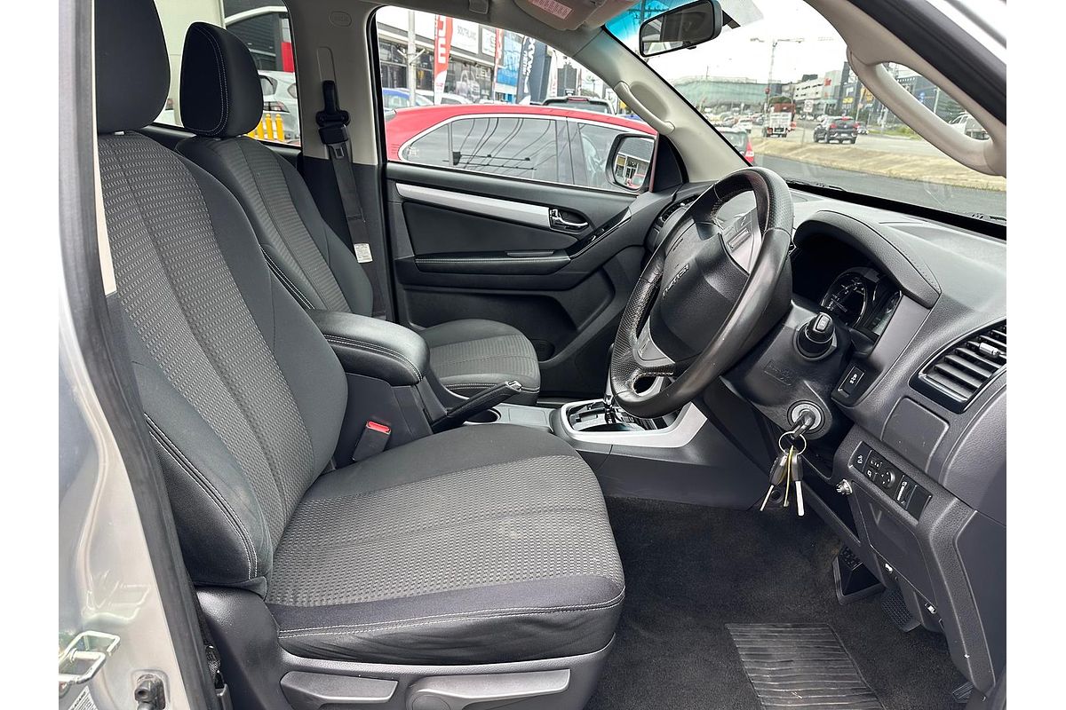 2017 Isuzu MU-X LS-U