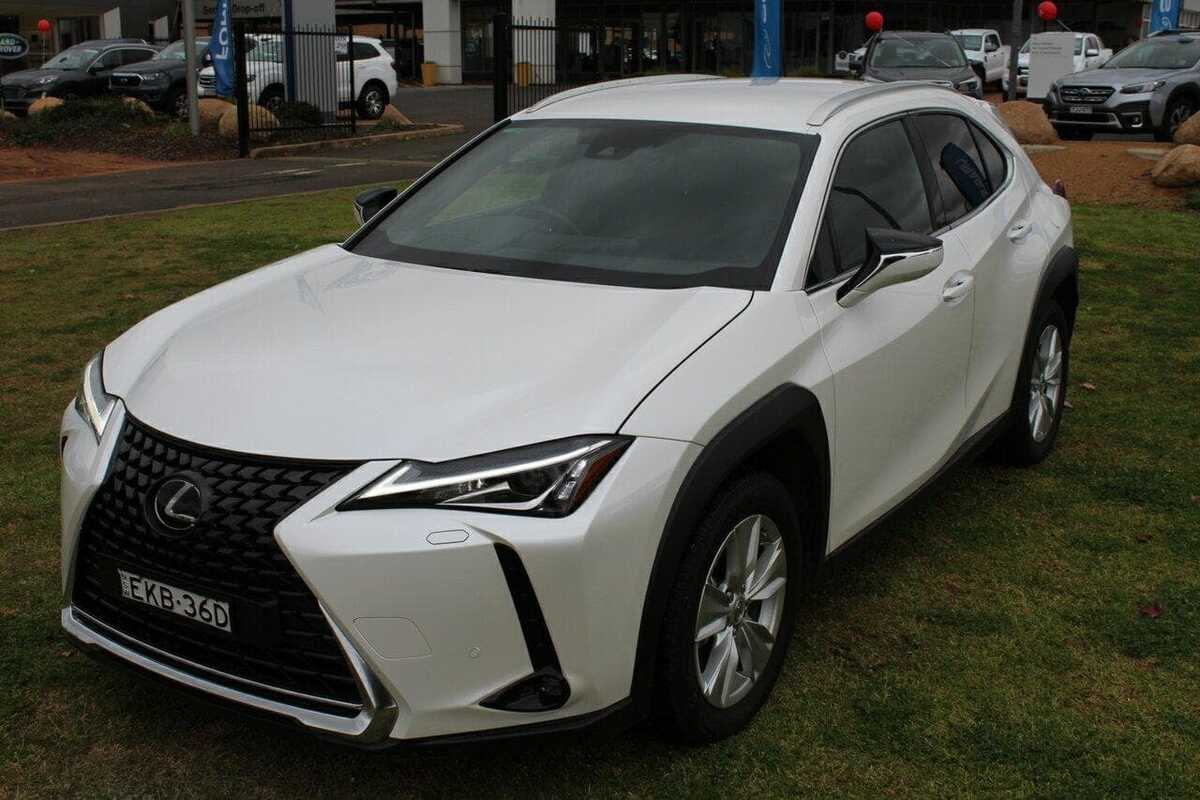 2018 Lexus UX UX200 Luxury MZAA10R