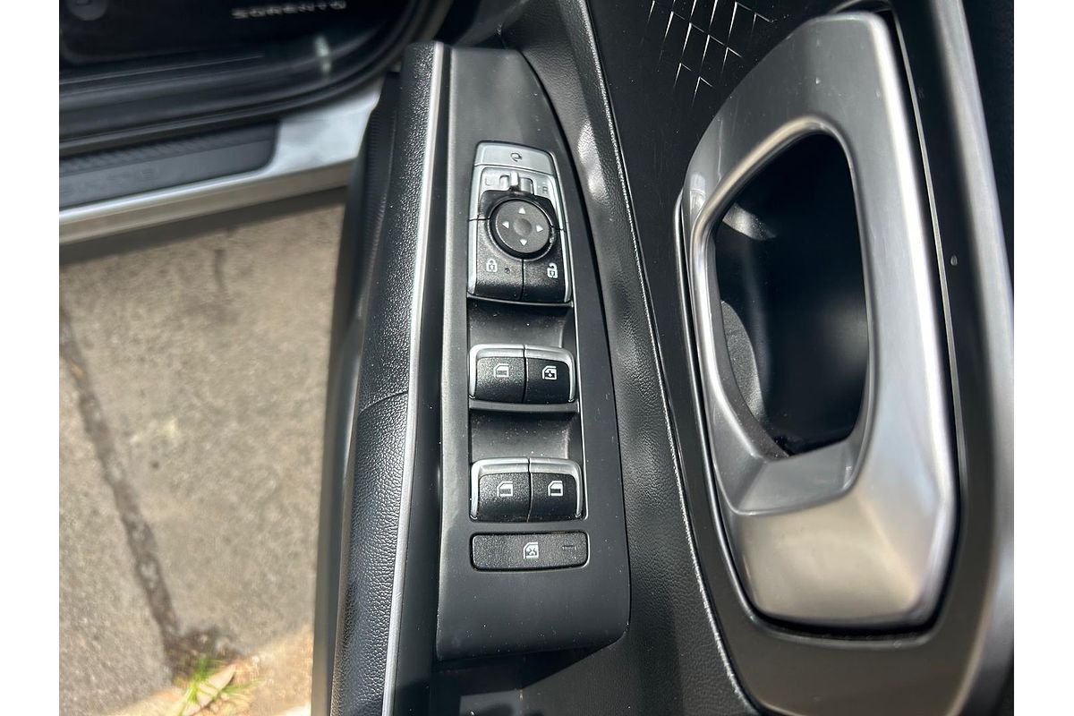 2022 Kia Sorento Sport MQ4