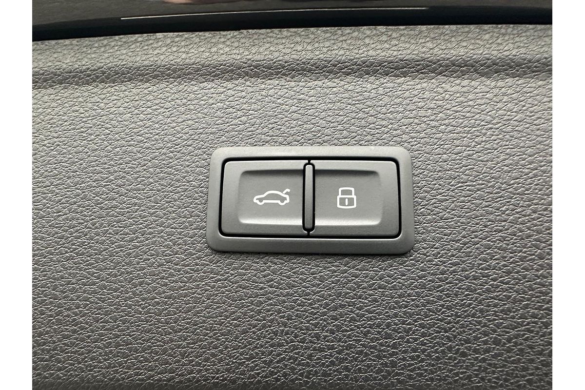 2024 Audi Q5 35 TDI FY