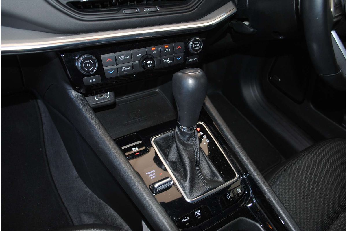 2022 Jeep Compass S-Limited M6