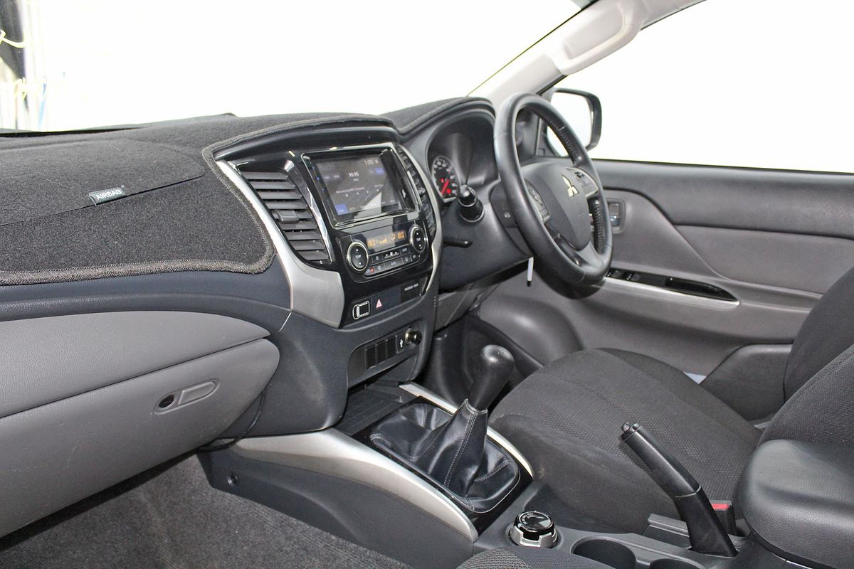 2015 Mitsubishi Triton GLS MQ 4X4