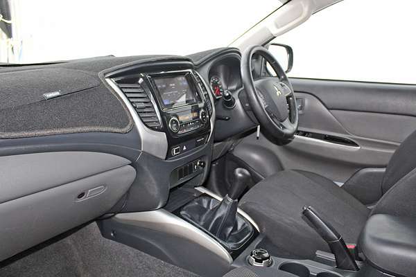 2015 Mitsubishi Triton GLS MQ 4X4