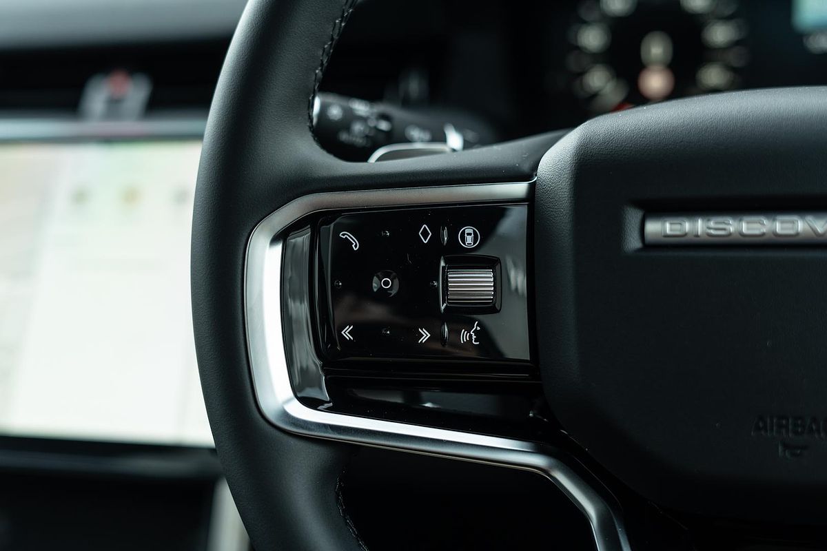 2024 Land Rover Discovery Sport P250 Dynamic SE L550