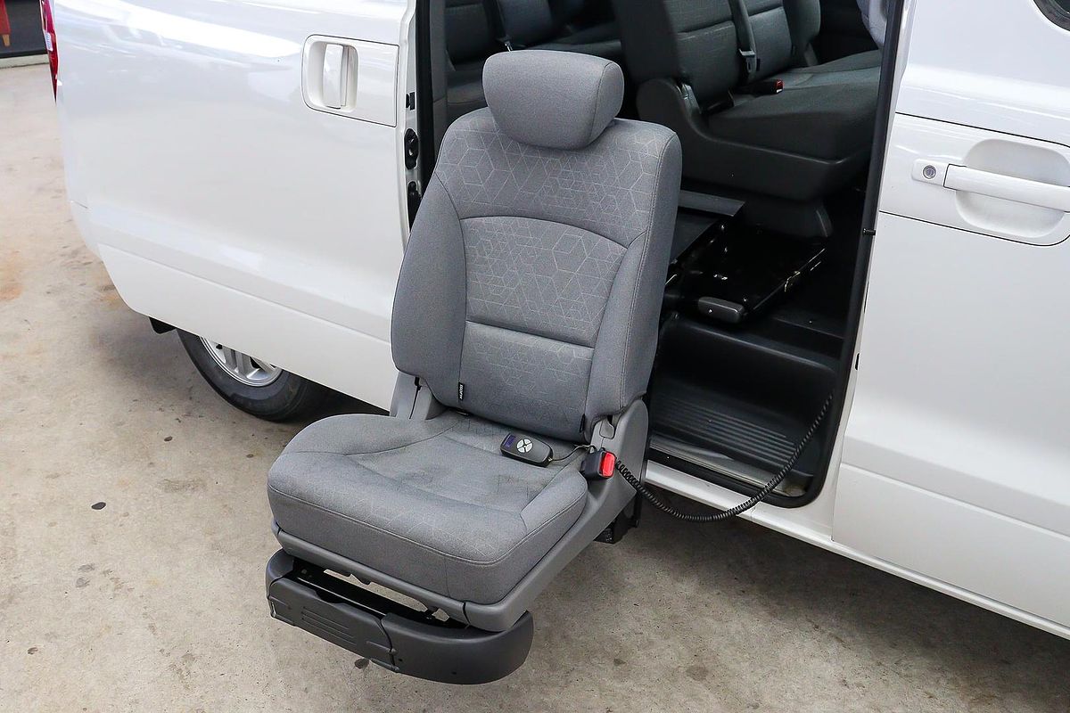 2019 Hyundai iMax Active TQ4