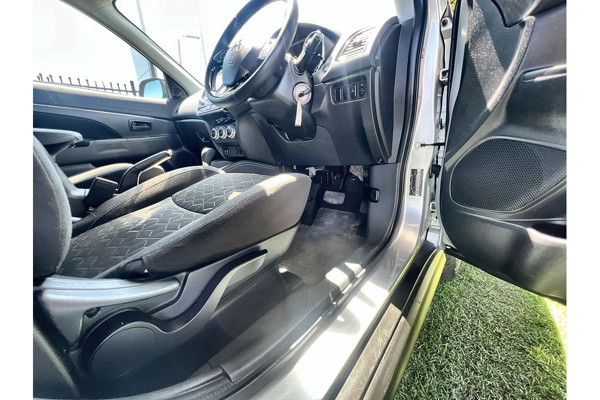 2020 Mitsubishi ASX ES XD