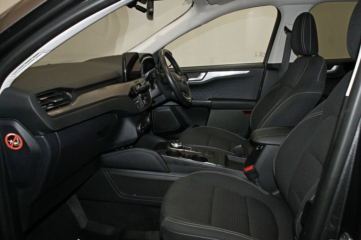 2020 Ford Escape ZH