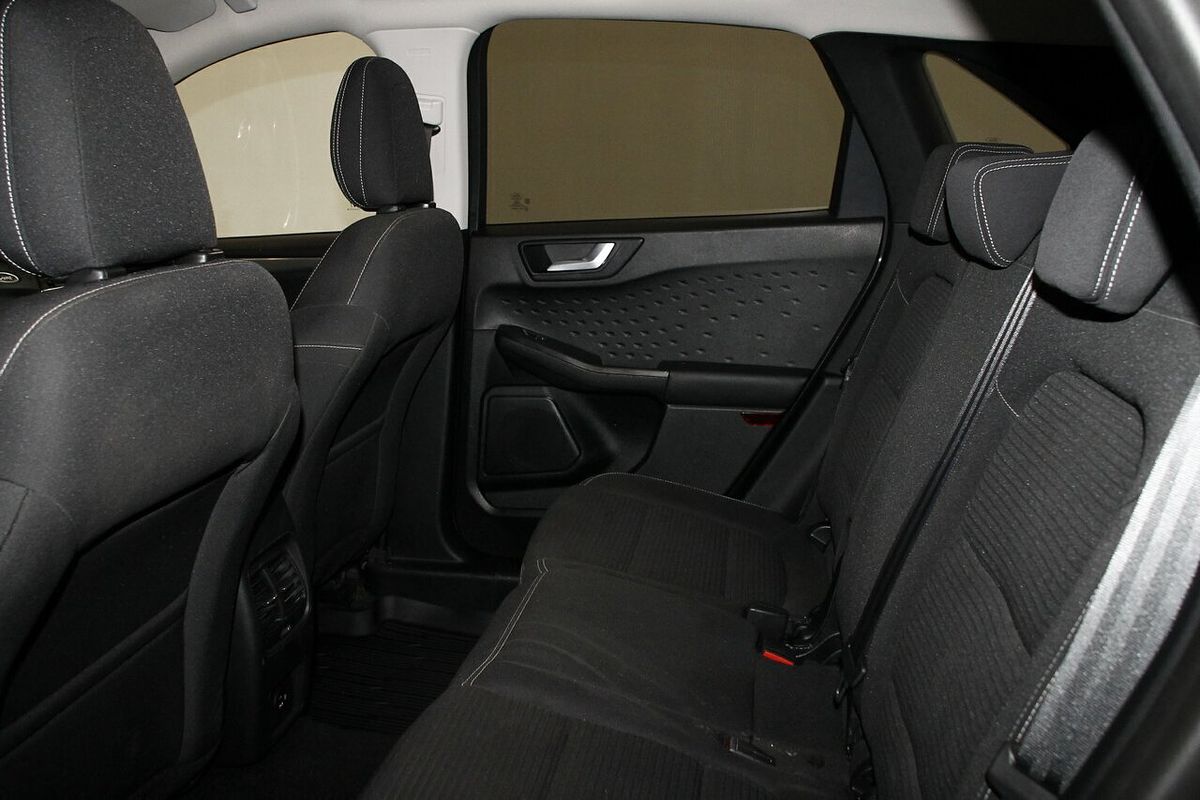 2020 Ford Escape ZH