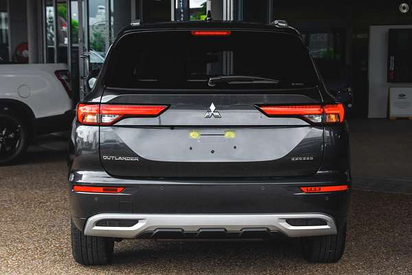 2024 Mitsubishi Outlander Exceed Tourer ZM