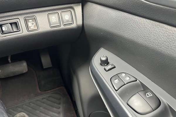 2024 Nissan Navara PRO-4X Warrior D23 4X4