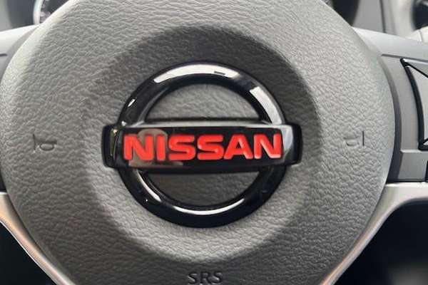 2024 Nissan Navara PRO-4X Warrior D23 4X4