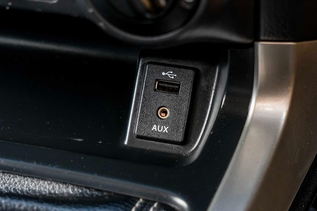 2015 Nissan Navara ST D23 4X4