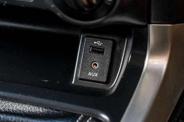 2015 Nissan Navara ST D23 4X4
