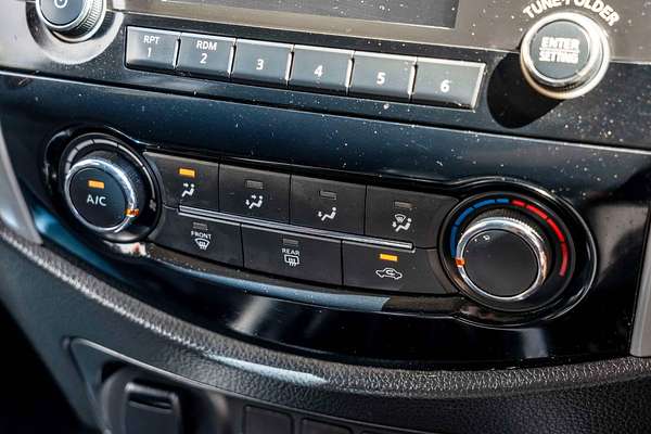 2015 Nissan Navara ST D23 4X4