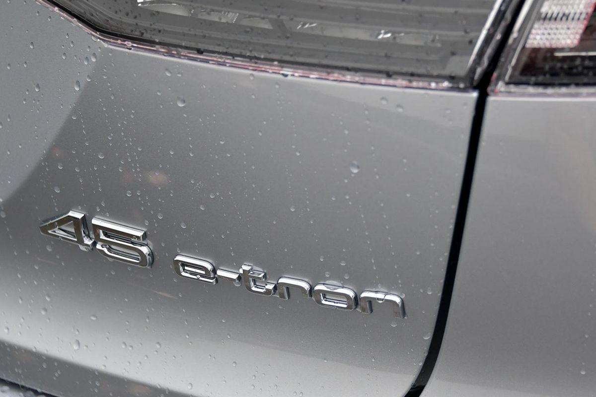 2024 Audi Q4 e-tron 45 F4